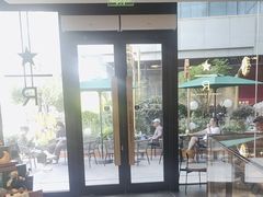 -星巴克臻选(上海长风大悦城店)