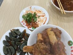 大骨头-白鹤大冷面