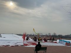 -华彬猛犸滑雪场