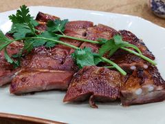 烧排骨-正宗鸡饭粤香酒家(朱村店)