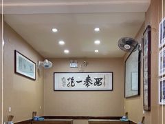大堂-天发芽·何记葫芦头泡馍·老字号(小南门店)