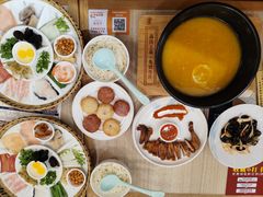 -花馬肆.云南过桥米线(汉神购物广场现场熬汤店)