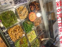 -矮子粉店1985·长沙米粉(湘春路店)