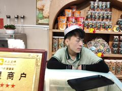 -贯贯吉·清真餐厅(浙江中路店)