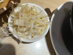 -闫家驴肉老店(华电一校店)