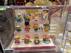 -泡泡玛特POPMART(世豪广场店)