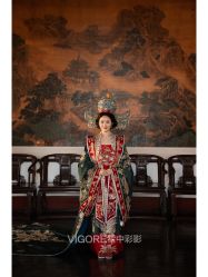 -雪中彩影婚纱摄影·微光艺术中心