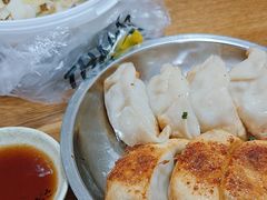 -黄阿姨锅贴大王(万航渡路店)