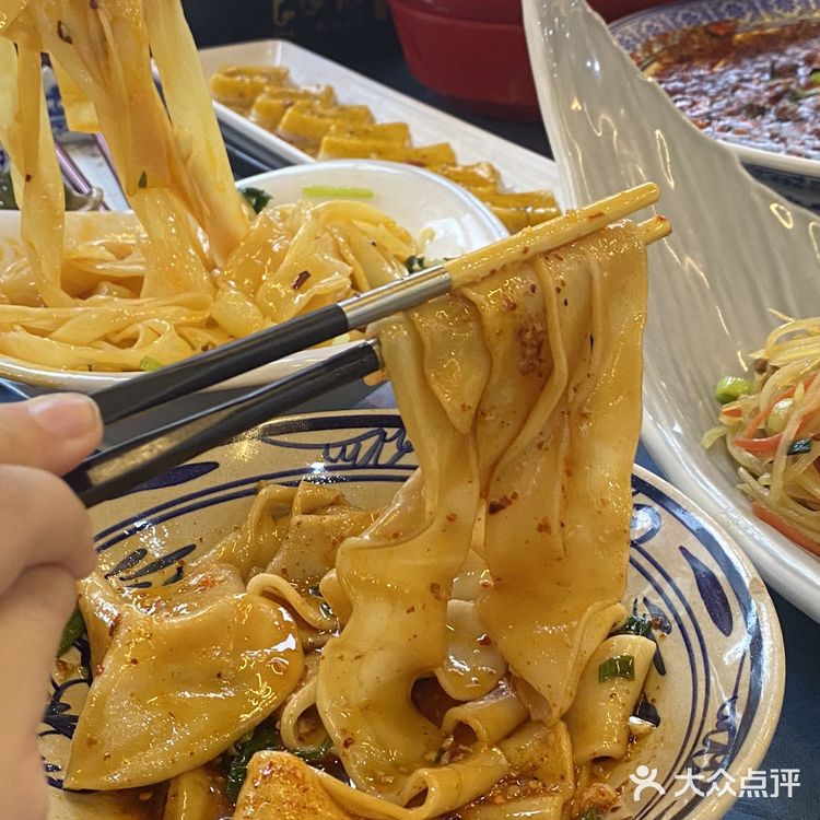 来钟楼一定要吃的陕菜!漆扇📷get!