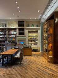 -胤一红帮手工西服定制(日湖店)