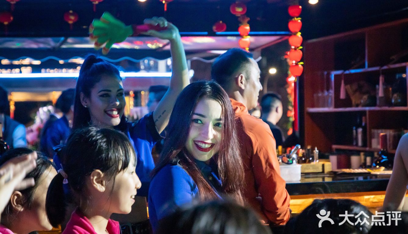 白天很闷热一般没啥生意