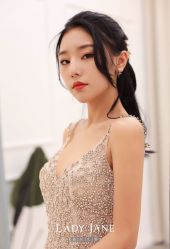 -Lady  Jane高端婚纱礼服馆