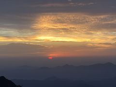 -黄山光明顶山庄