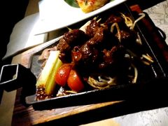 铁锄牛排-穹六人间 people 6(岳阳路店)