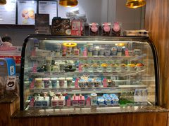 零售区-Blueglass酸奶(华贸购物中心店)