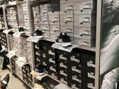 -阿迪达斯(八方汇精品优惠店)