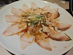 薄切鲜鱼片-穹六人间 people 6(岳阳路店)