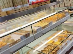 面包甜点陈列柜-燊辉燊麦(世贸店)