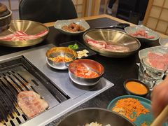 -臻牛烤肉