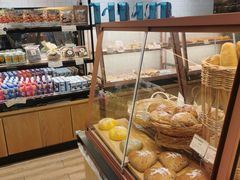 面包甜点陈列柜-多乐之日(公益西桥店)