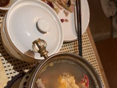 -雍和会海鲜姿造自助(湖东路店)