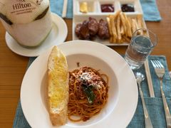 -亚龙湾希尔顿自助餐厅·海鲜·烧烤·沙滩BBQ·现场乐队