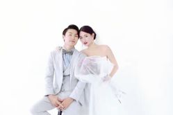 -光阴的故事婚纱摄影(苏州店)