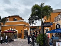 -佛罗伦萨小镇广佛名品奥特莱斯(疏港路店)