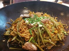 精选肋排焖面-金豆角砂锅焖面(安贞店)