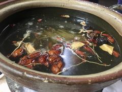 -威邵鸡煲(西华路总店)
