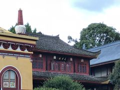 -峨眉山报国寺