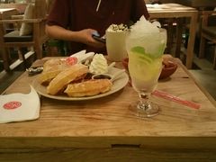 -MAAN COFFEE漫咖啡