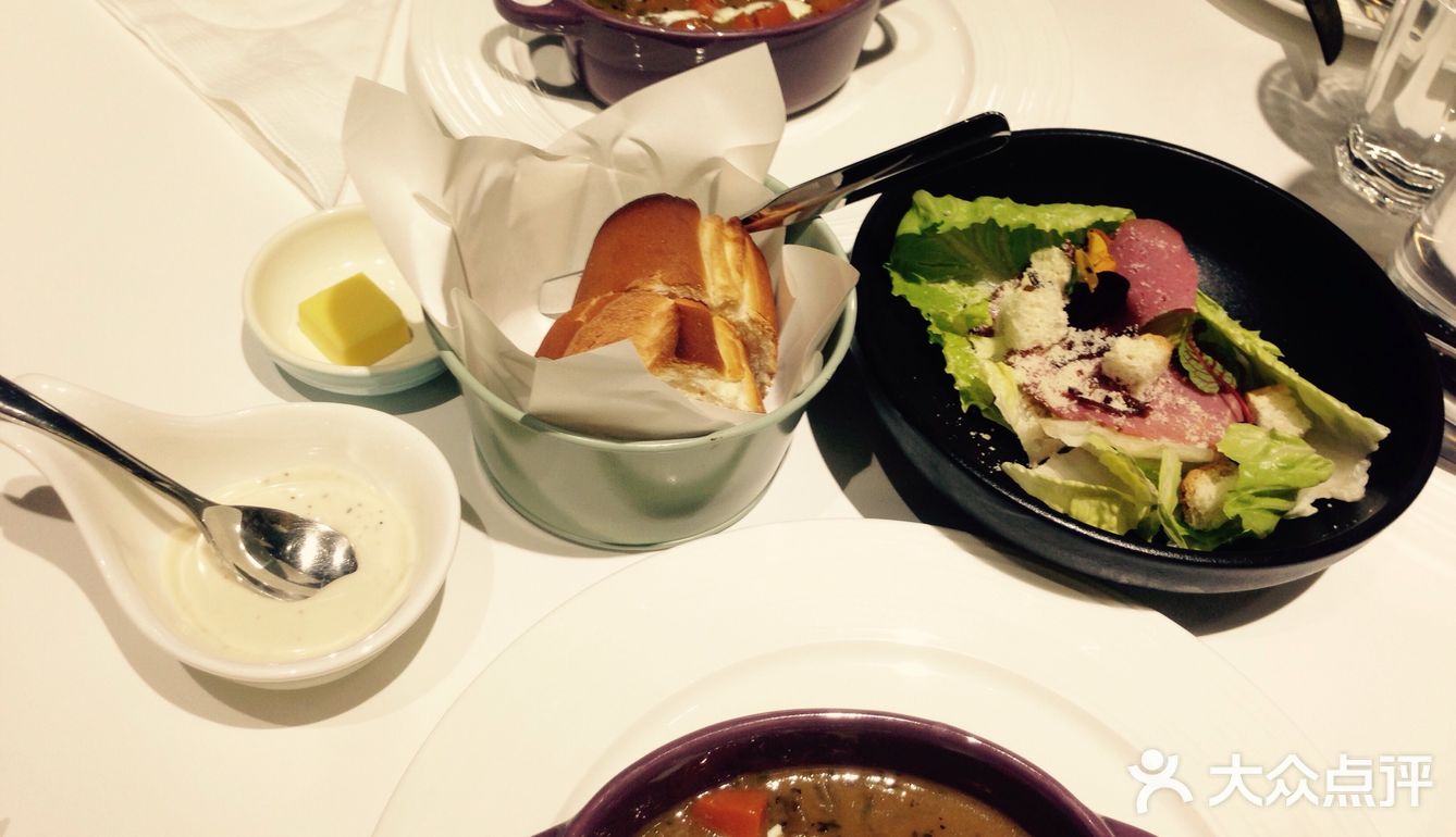 位置要导航才能找到，幸好幼儿园旁边，一问就找到