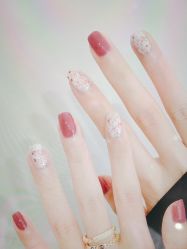 -进巍美甲美睫