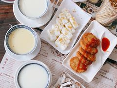 -周大娘牛乳(旧寨古村总店)