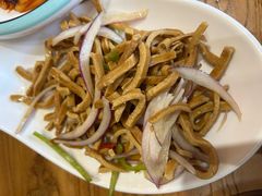 -东来菜馆•手抓海鲜家常菜•海鲜锅贴(鸽子窝店)