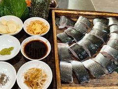 -围炉肉舍•炭烤活鳗•丹东海鲜烤肉(步行街店)