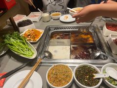 -海底捞火锅(杭州萧山宝龙广场店)