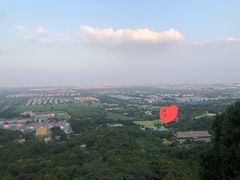 大门-鬼笑石后山停车场