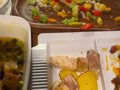 -隔壁老王·家常云南菜(花巷店)