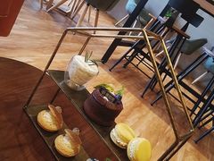 -ZING COFFEE 镜咖啡