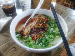 -陇上全荟兰州传统牛肉面(延吉路店)