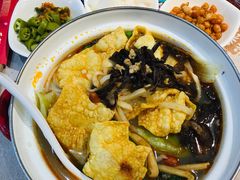-丽丽三鲜螺蛳粉(田林路店)