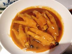 鲍汁凤爪-钟菜·粤菜点心·宴请(海上世界·汇港二期店)