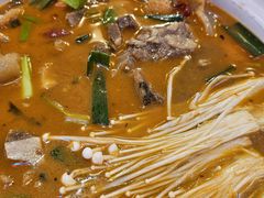 -霄汉牛三鲜湖北砂锅菜(万松园2店)
