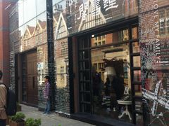 门面-钟书阁(松江泰晤士小镇店)