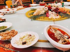 -皇宫大酒店