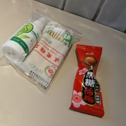 -花师傅专业手穿耳洞打耳洞穿孔