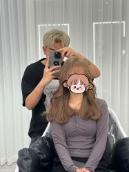 -PE SALON