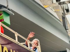 -Big Bus Tours 敞篷观光巴士